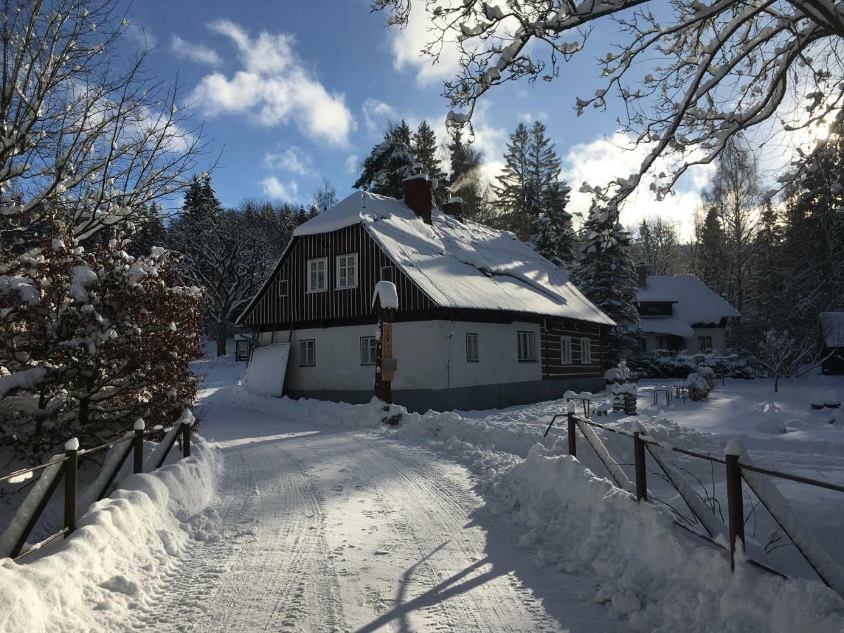 Rodinná chalupa jen pro sebe Harrachov Esterno foto